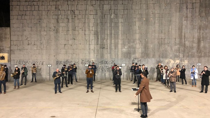 Zinema eta musika uztartuko ditu Oñatiko musika bandak zapatuan