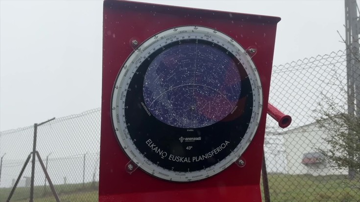 Albisteak: Honako hauek: Manu Arregi Ilatargi taldeko kide zenaren gaineko totem oroigarria; Iturripe kiroldegia berritzeko lanak urte amaieran hastea aurreikusi du Arrasateko Udalak; eta ‘Elisabeth’ antzezlana aurkeztu du Bergara