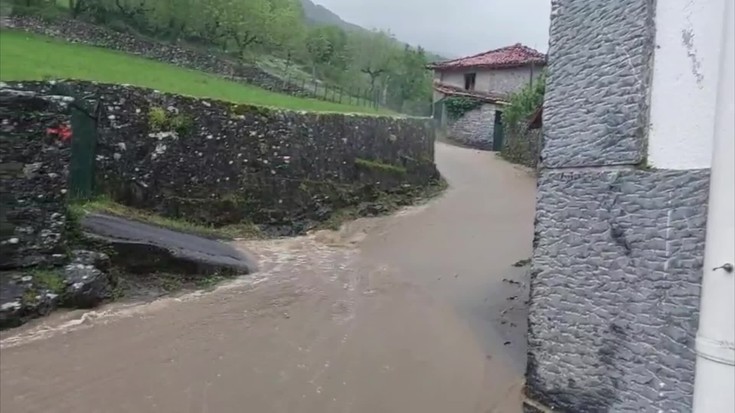 Aixolan eta Oñatin batu ziren ur litro gehien atzo, Gipuzkoan