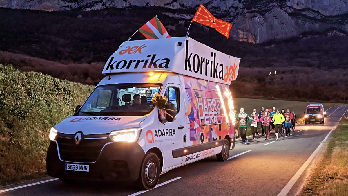 24. Korrikaren lekukoa herririk herri