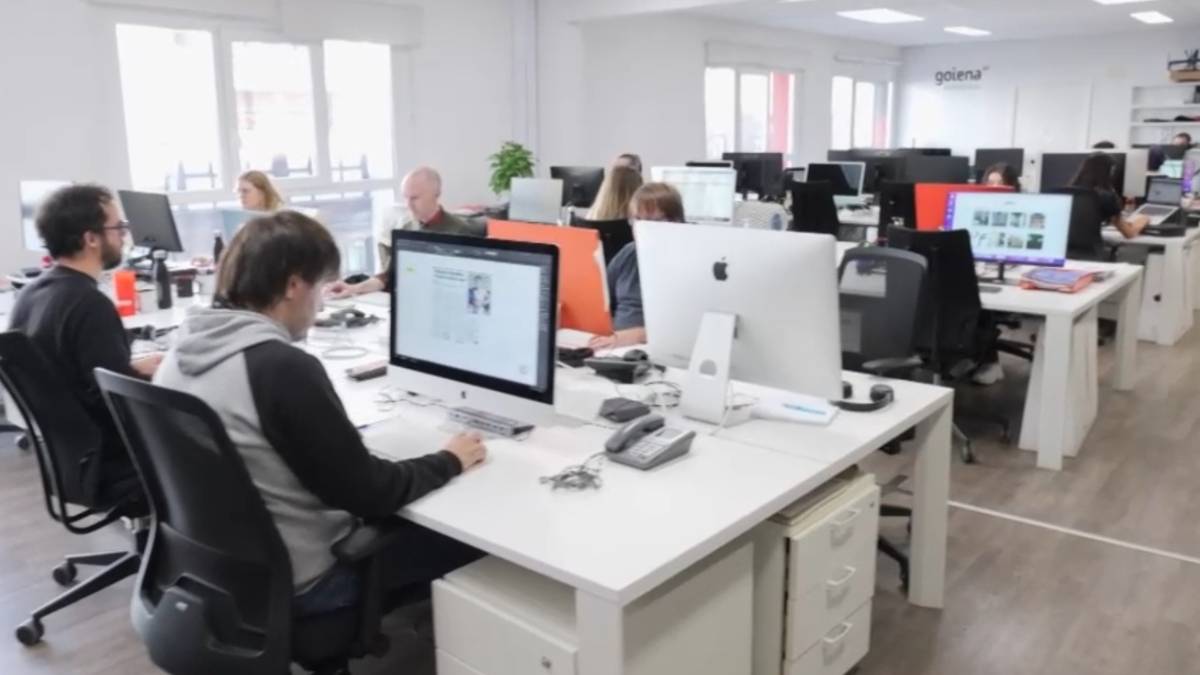 Albistegia: 2025-12-17