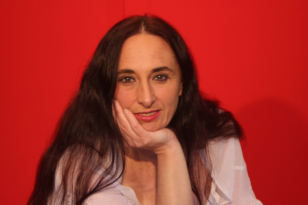 Virginia Imaz: "Sentsualitatea eta zentzumenen indarra aldarrikatuko ditut gaurko ipuin erotikoetan"
