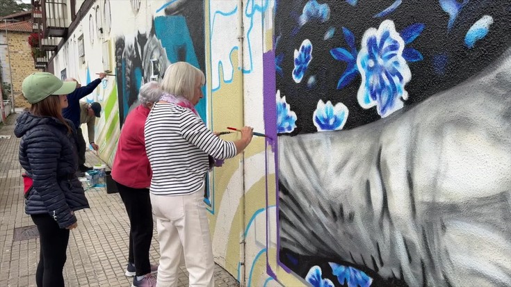 Tailerretatik muralera, prozesu kolektiboan egoiliarrak protagonista