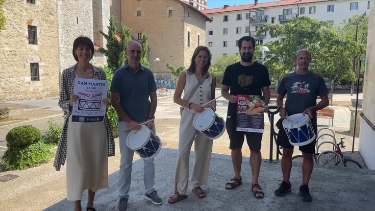 Albisteak: Danborrada, azoka eta Pantxoa eta Peioren kontzertua Bergarako sanmartinetan