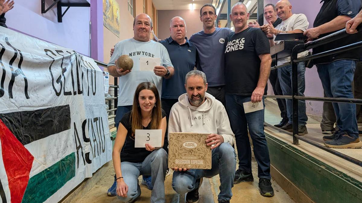 Bederatzi txirlo jota, Jabi Urkidi markinarra nagusitu da Elgetako tiraldian