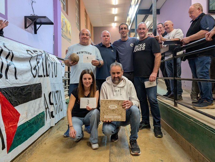 Bederatzi txirlo jota, Jabi Urkidi markinarra nagusitu da Elgetako tiraldian