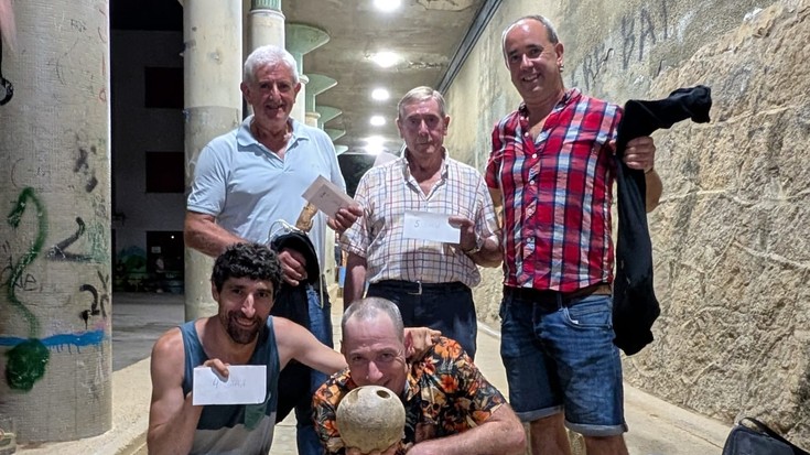 Bola-jokalariak lehian aritu dira aurtengo andramaixetan ere