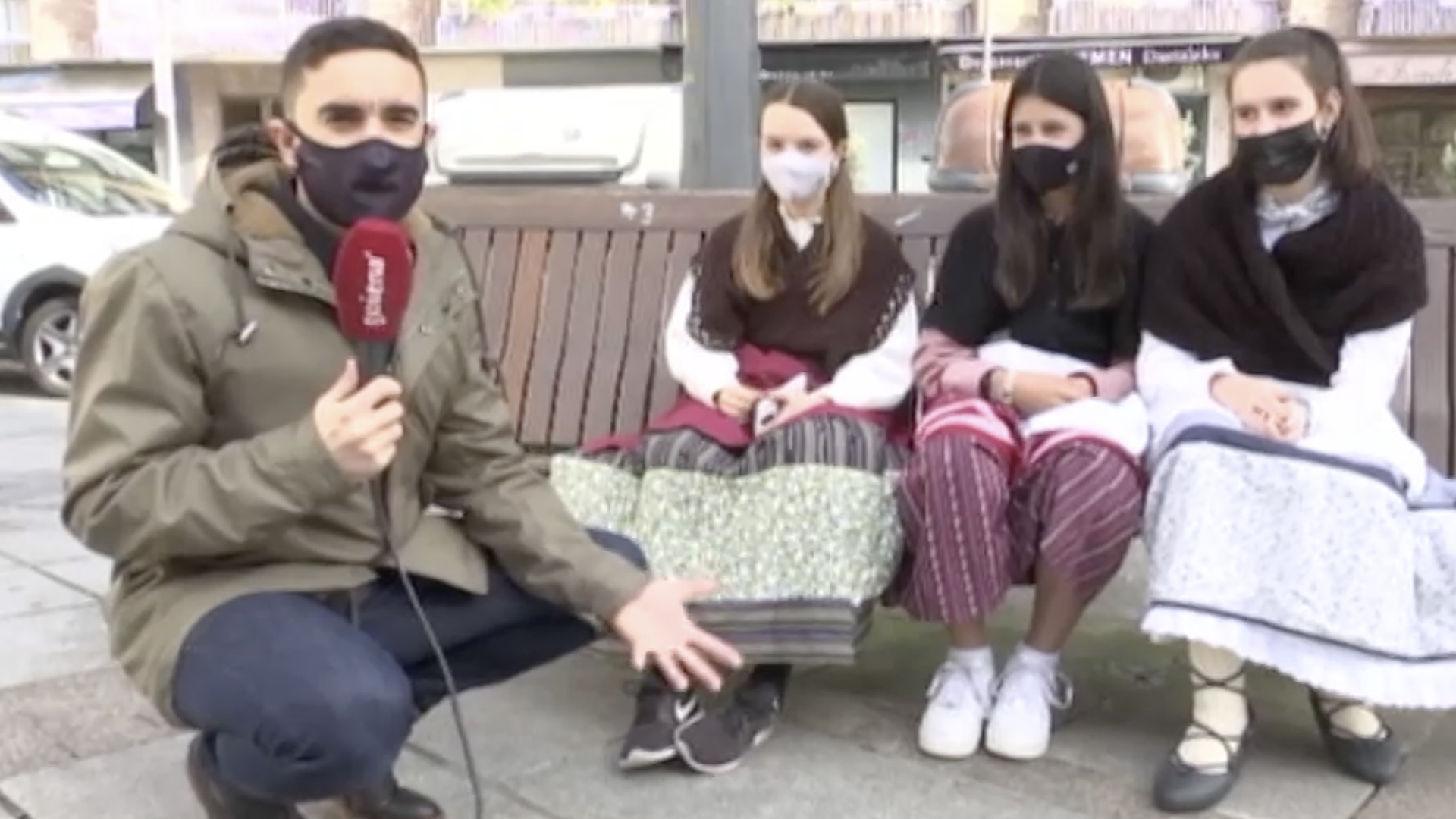 Arrasateko kaleetan santamas sintoma gutxi, gaurkoan