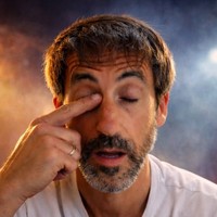 'Zerbait sartu zait begian' umorezko bakarrizketa