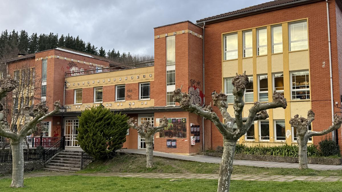 Aramaioko Udala behartu dute langile bat "mugagabe ez-finko" moduan kontratatzera