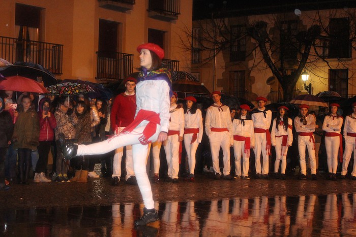 Euripean, baina bikain egin dituzte dantzak aurtengo kintoek - 2