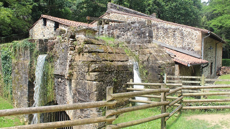 Landatxopek irteera antolatu du El Pobal burdinola bisitatzera