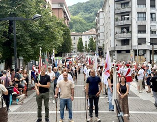50 urteren ostean, Bergara berriz ere Euskal Herriko ehunka hautetsiren topaleku