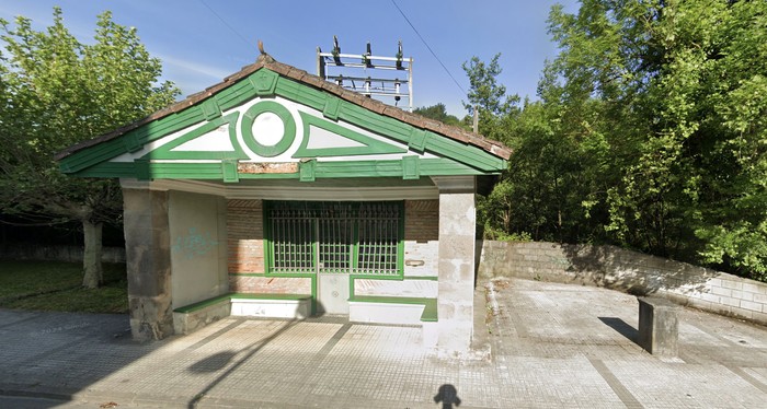 Konponketetan zebilen langile batek deskarga bat jaso du Santutxu ermita inguruan