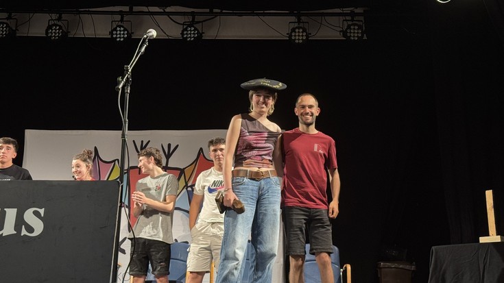 Maia Ortiz de Zarate nagusi Arabako Eskolarteko bertsolari txapelketan