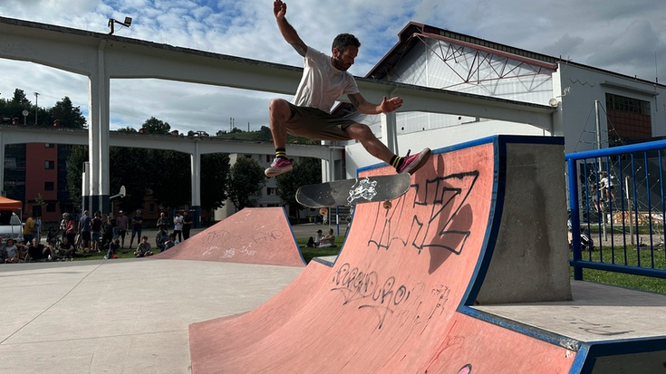 Bihar bai, eguraldia lagun, Skate Festa aurrera eramango dute