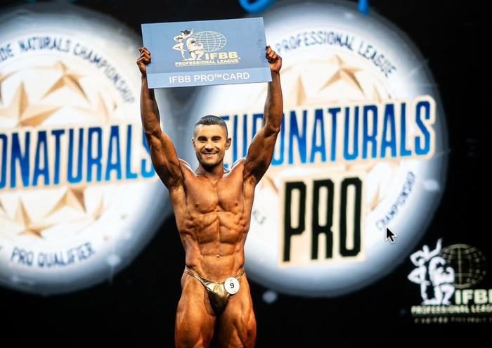 Kulturista profesional bilakatu da Joseba Martin