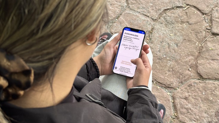 Inguru digitalean ere aukeratu euskara