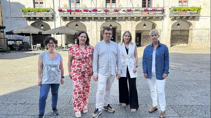 Udal Gobernuaren "paralisia" deitoratu du Arrasateko EAJk