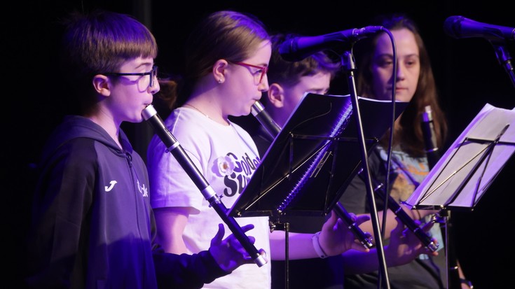 Debagoieneko musika eskolen topaketa, argazkitan