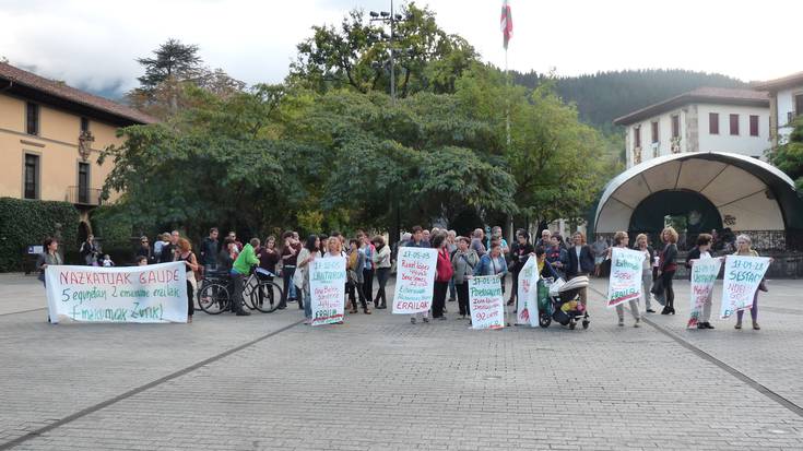 Erabateko gaitzespena, Lantarongo erailketa dela-eta