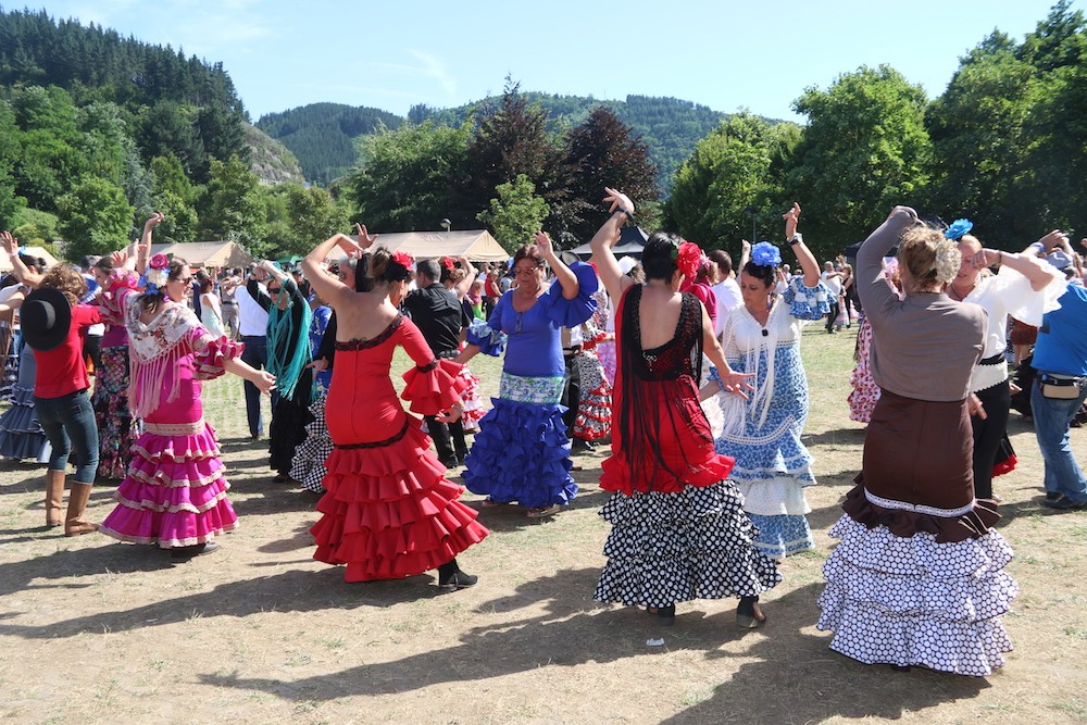 Errozioko ama birjina gurtzeko erromeria Arruena parkean