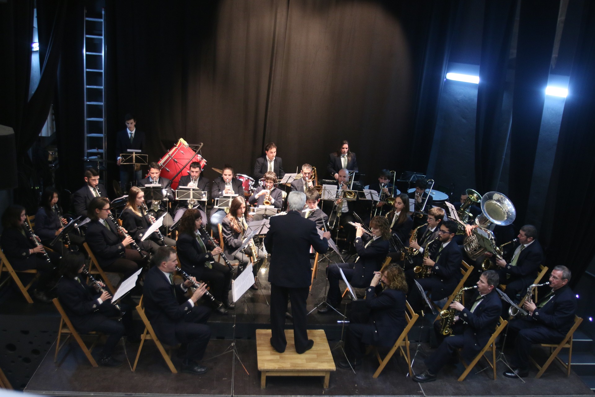 Bandaren emanaldia, lehen aldiz Aratusteetan