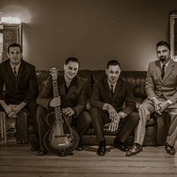 The Groovy Four taldea