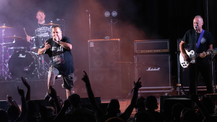 Peter&The Test Tube Babies, Arrasateko gaztetxean