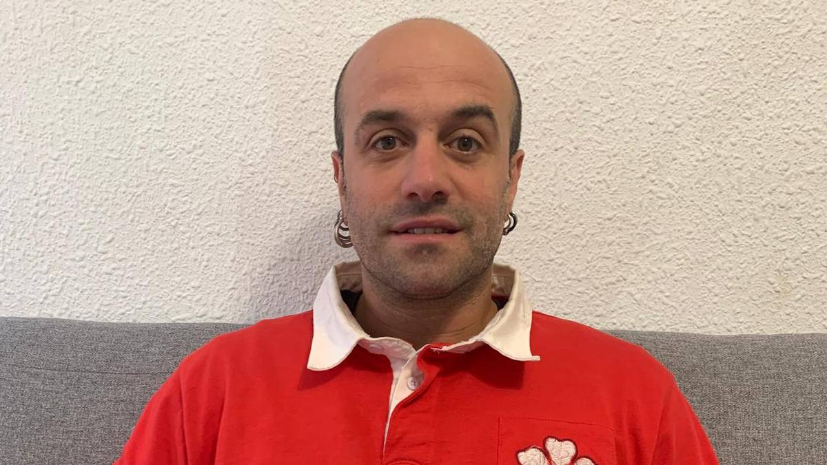 Javi 'Txebi' Bujanda: "Hitz-jokoak eta txisteak betidanik gustatu zaizkit"