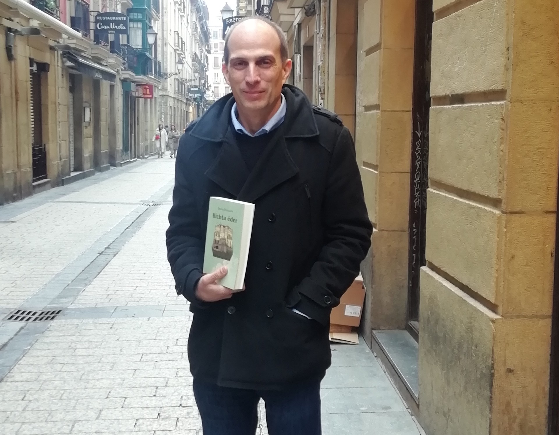Eneko Bidegainek irabazi du 111 Akademiaren Saria, 'Bichta eder' lanarengatik