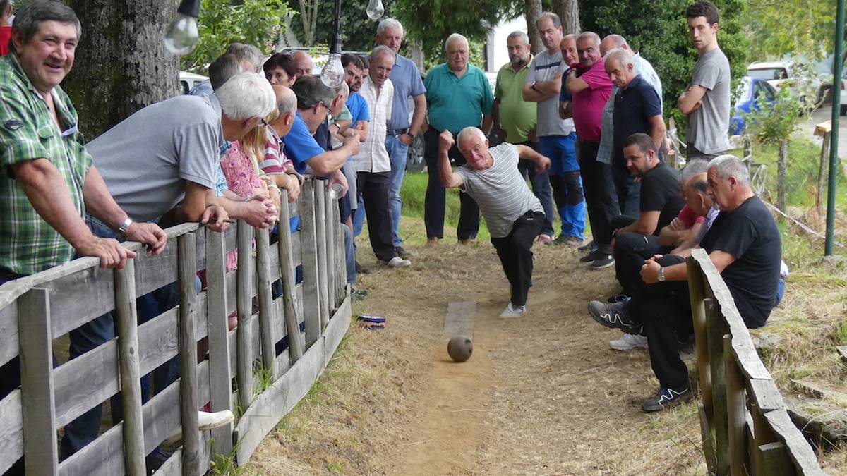 San Bartolome jaia ospatuko dute hilaren 24an, Angiozarko Zabaletamendin