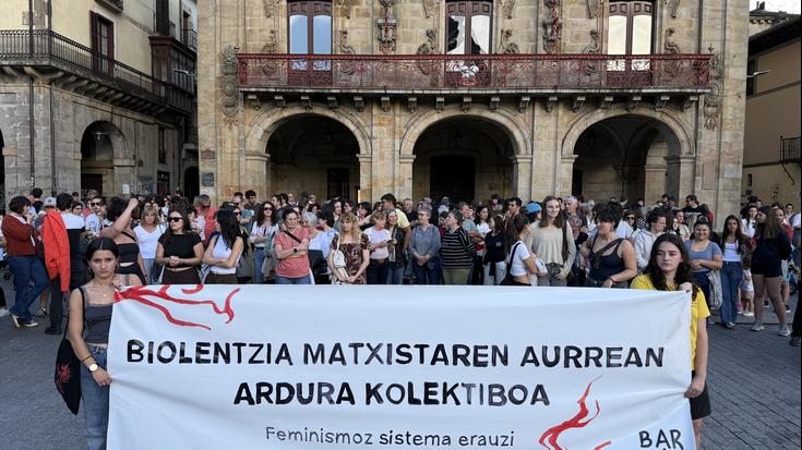 Bortxaketa saiakera salatu eta "ardura kolektiboa" eskatu du Bargastak taldeak