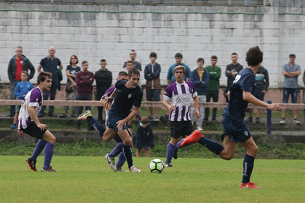 Liga hasteko, puntu banaketa derbian