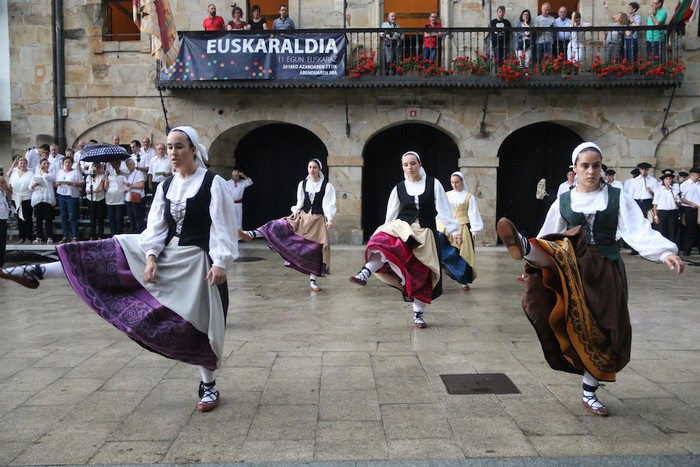 Mairuaren Alardea egin dute Antzuolan - 98