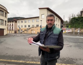 Osakidetzaren kontrako epaiketa irabazi du giltzurrun bat kendu behar izan zioten Jose Antonio Arriaran oñatiarrak