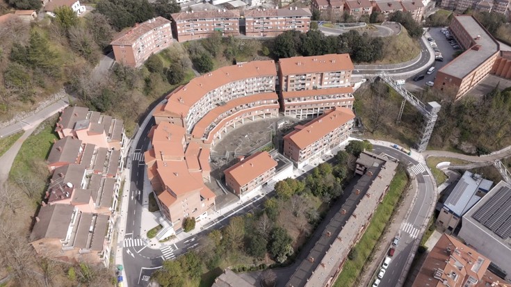 Amaitu dituzte Arrasateko Jose Luis Iñarra kalea berriro urbanizatzeko lanak