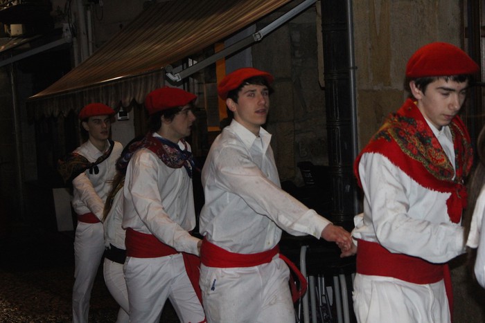 Euripean, baina bikain egin dituzte dantzak aurtengo kintoek - 5