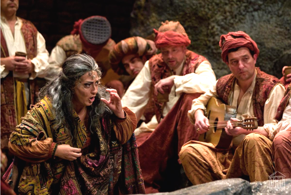 'Il Trovatore', operazale bihurtzeko aproposa