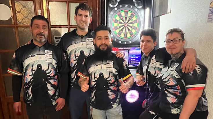 Antzuolako Munstroak: dardo-jokalari sutsuak