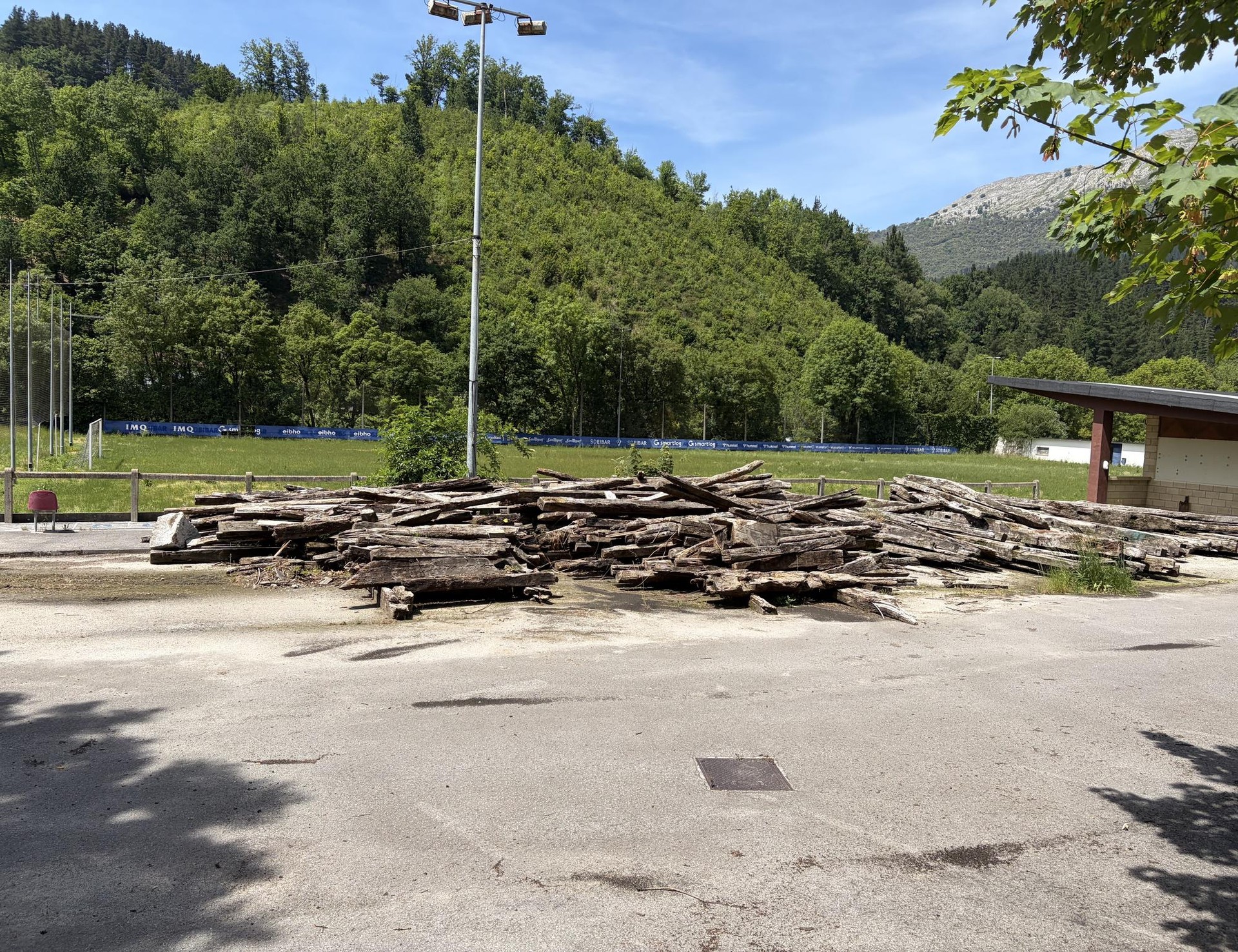 Aldundiak azaldu du Gomestio baserriko egituraren "behin-behineko biltegia" dela Atxabalpe