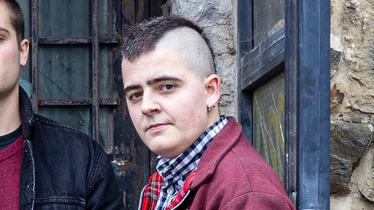 Julene Rosado: "Produkzio departamenduan aritu nintzen lanean 'Los Domingos' filmean"