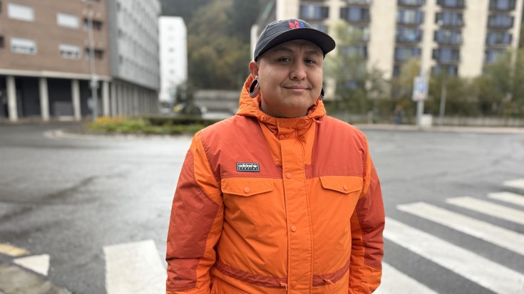 Carlos Gomez: "Jaioterritik 10.000 kilometrora nago, baina etxean sentitzen naiz"