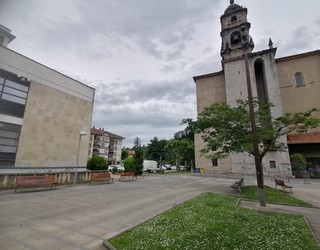 Katabia plazan jarriko dute garbigune ibiltaria plazako obrak egin bitartean