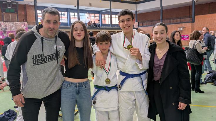 Desorekako judokek judoz josiriko aste bukaera izan dute
