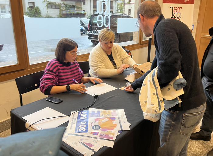 Bonuen kanpaina azaroaren 24an jarriko dute martxan Aretxabaletan