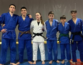 Desorekako hiru judoka Mallorcara bidean dira, Espainiako Txapelketan lehiatzeko