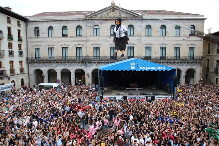 Martxan dago aurtengo Pentekoste jaietarako kartel lehiaketa