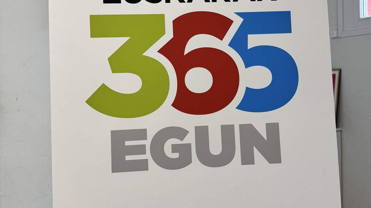 Albistegia: 2025-12-03