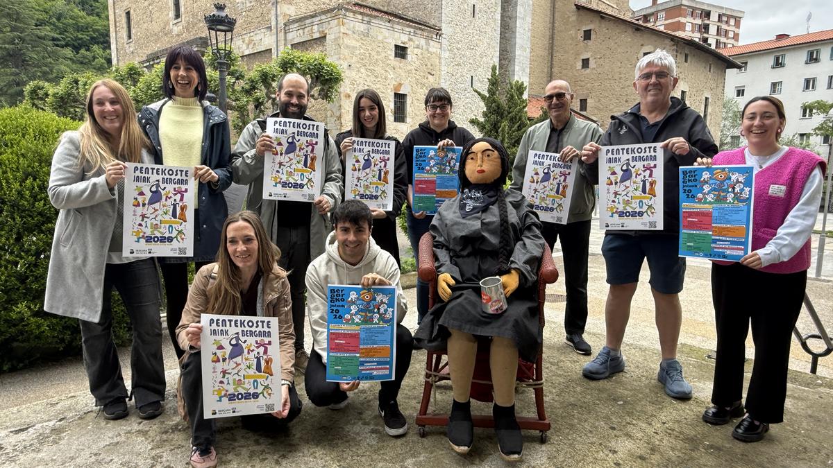 Bitorianatxo Santa Marinatik jaitsita, Oxirondon lehertuko da bost eguneko festa